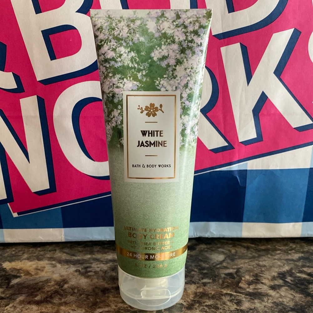 Bath & Body Works White Jasmine
